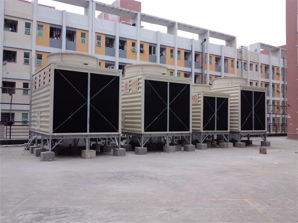 冷卻塔的排污工作是如何進展的,安裝冷卻塔工作怎么