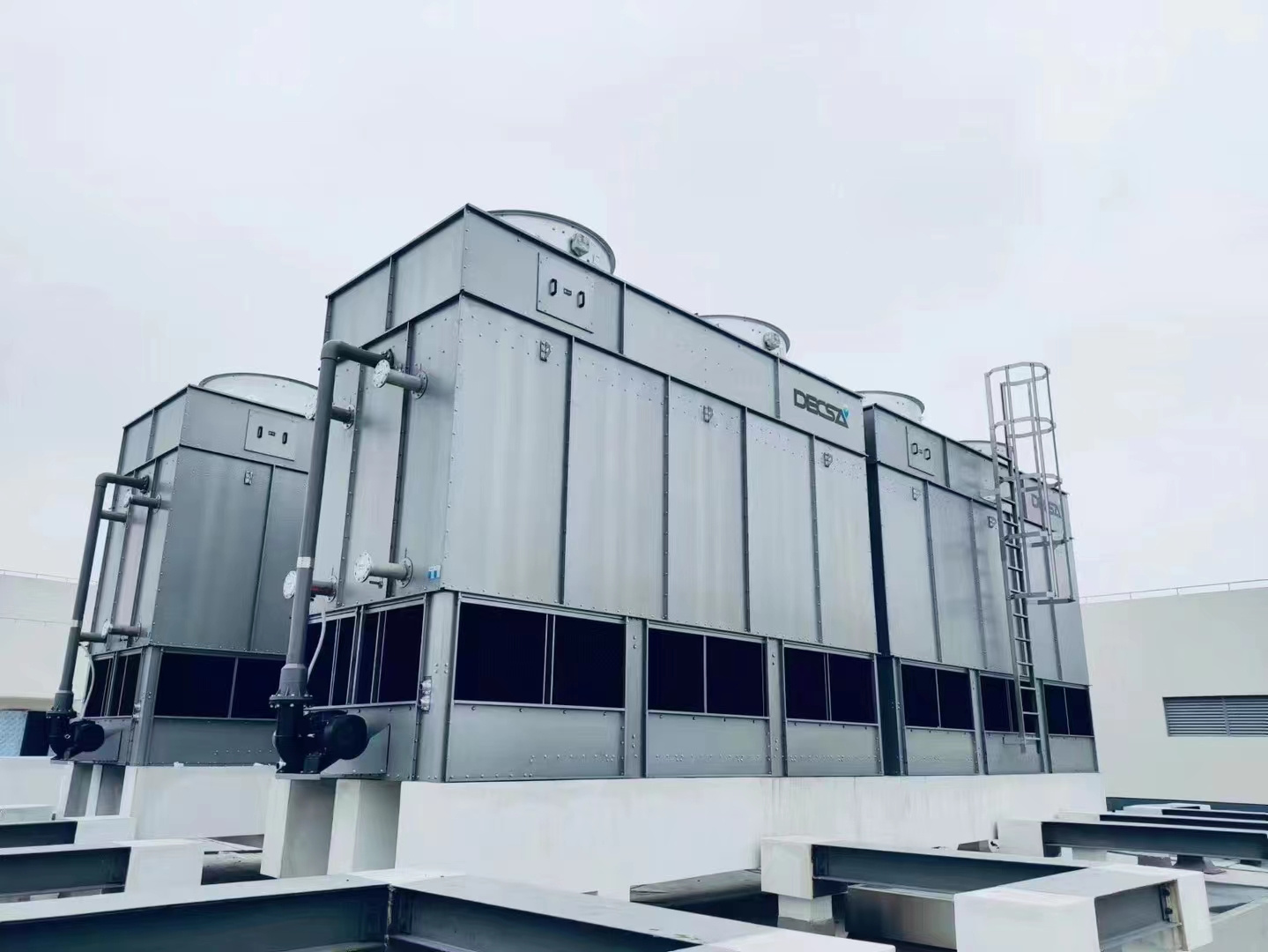 閉式冷卻塔選型時管道壓損的測算